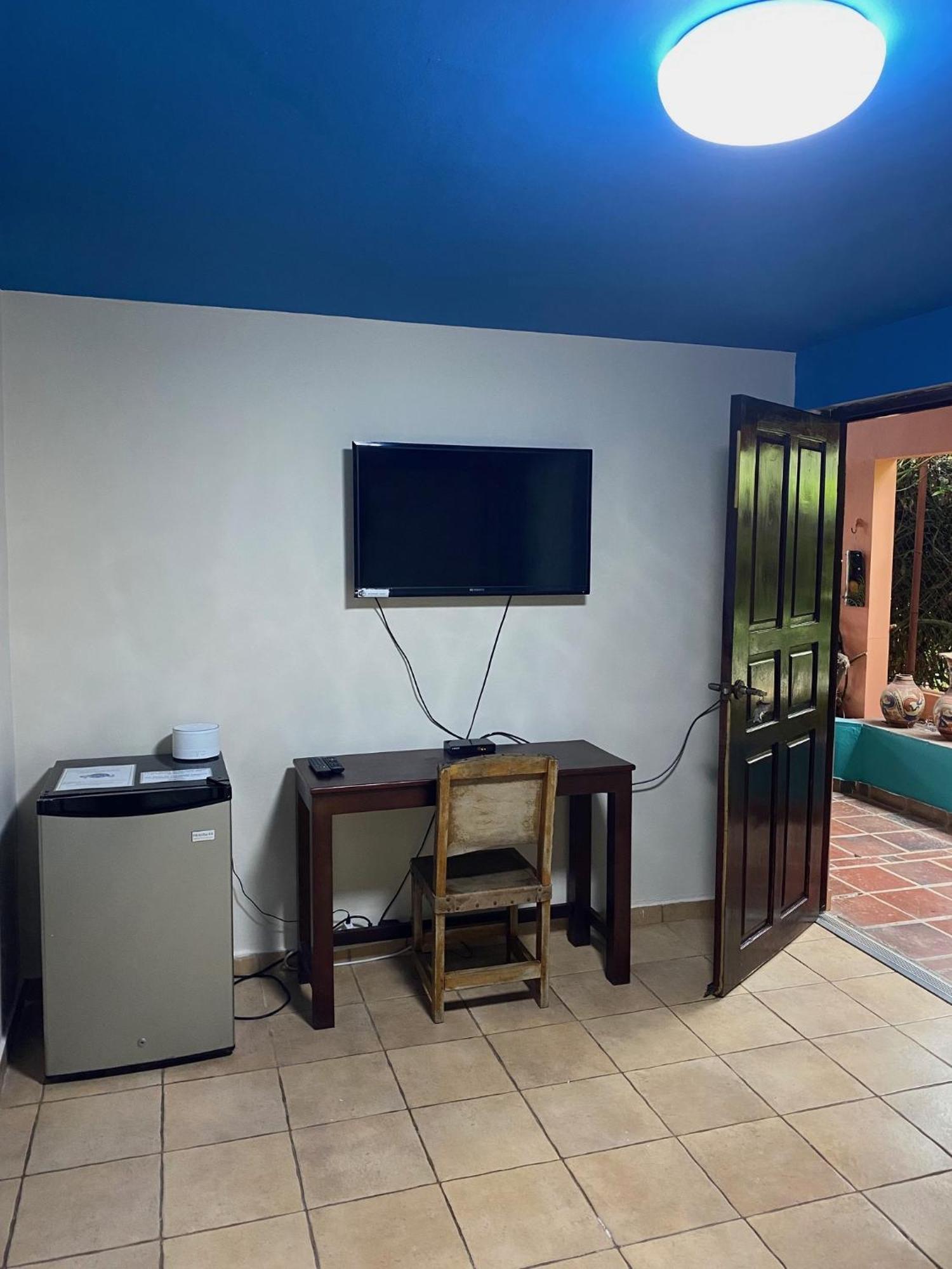 Uverito Sand Dollar B&B ลาส ทาบลาส ภายนอก รูปภาพ
